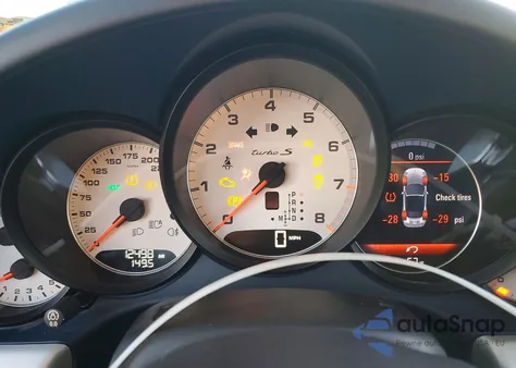 2015 Porsche 911 Turbo z USA, uszkodzony, nr VIN WP0CD2A92FS178077